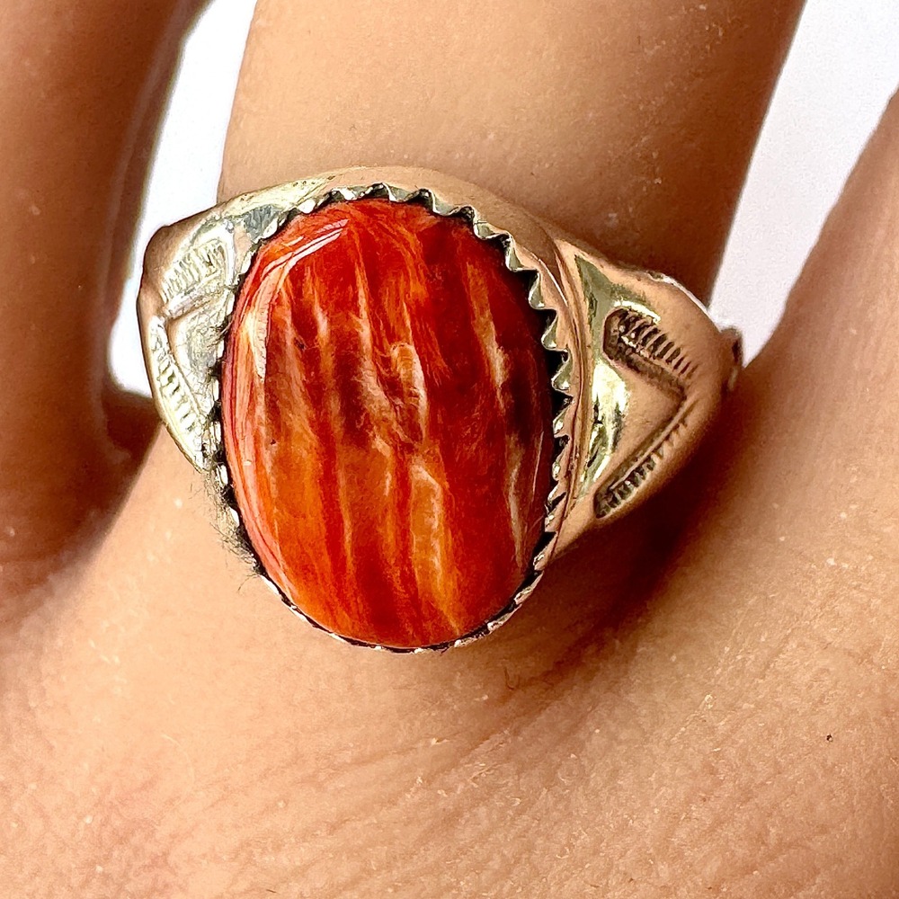 Mens Red‎ Spiny Oyster Navajo Band Sz 8 Ring 15mm Signed ML Handmade Native Amer